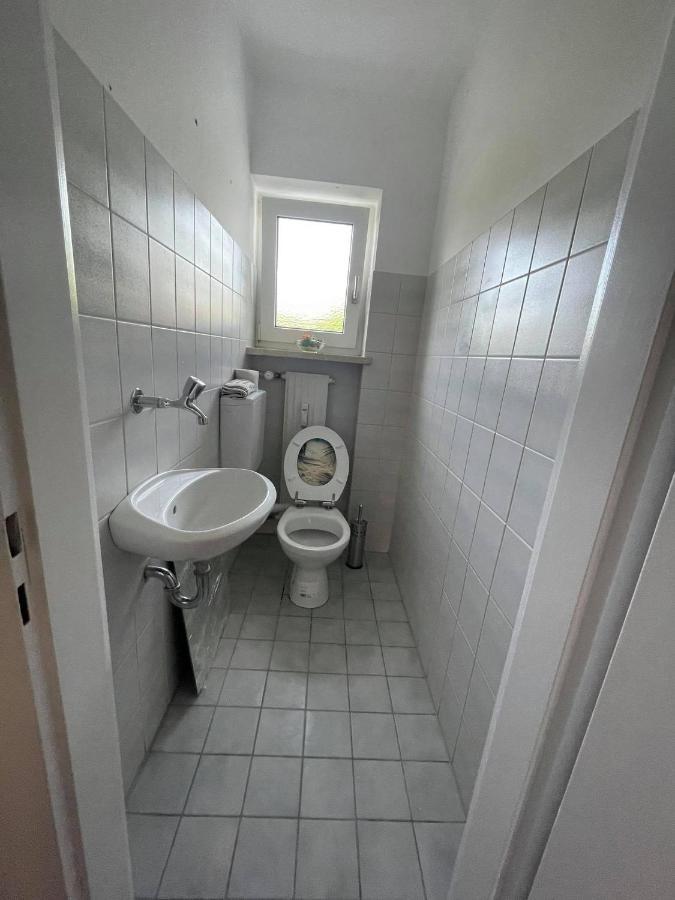 Burgkirchen an der Alz Zv-Scholtz Monteurswohnungen מראה חיצוני תמונה